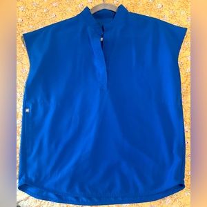 Women’s Figs Rafaela Oversized Scrub Top in Royal Blue